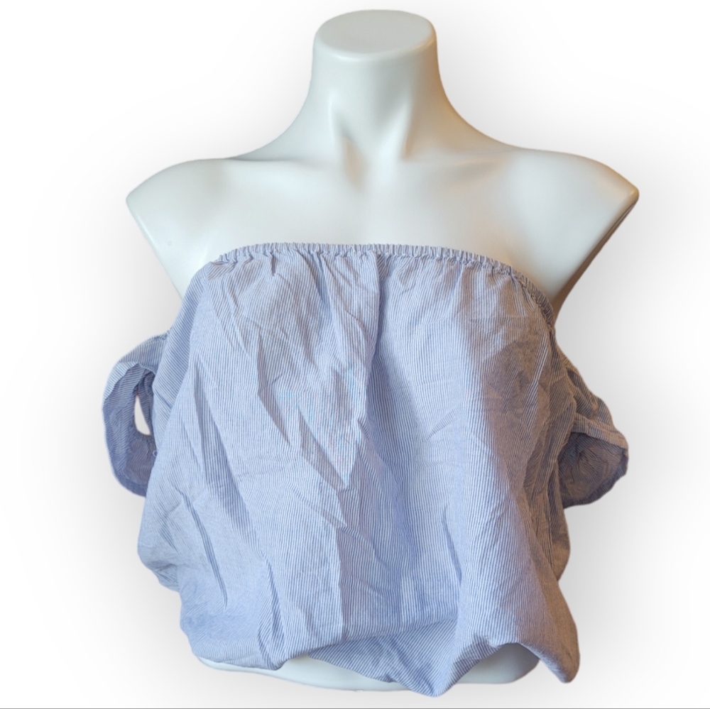 Vanilla Star Size Medium Blue Striped Off The Shoulder Crop Top